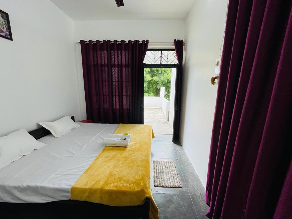 Shree Balaji Homestay Ayodhya ภายนอก รูปภาพ