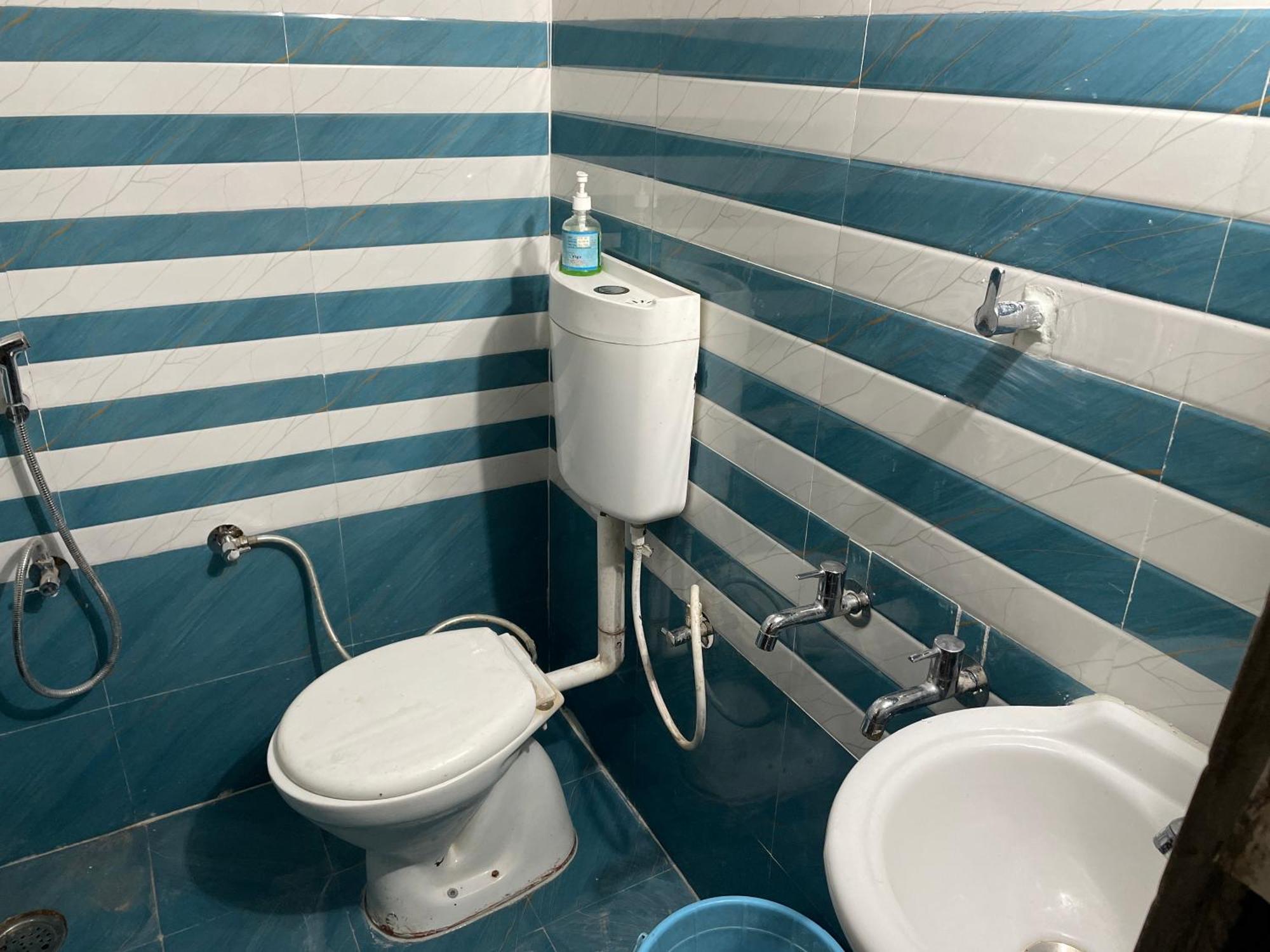 Shree Balaji Homestay Ayodhya ภายนอก รูปภาพ