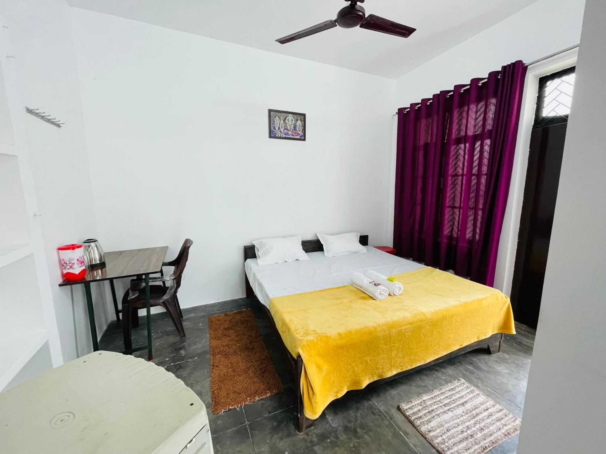 Shree Balaji Homestay Ayodhya ภายนอก รูปภาพ