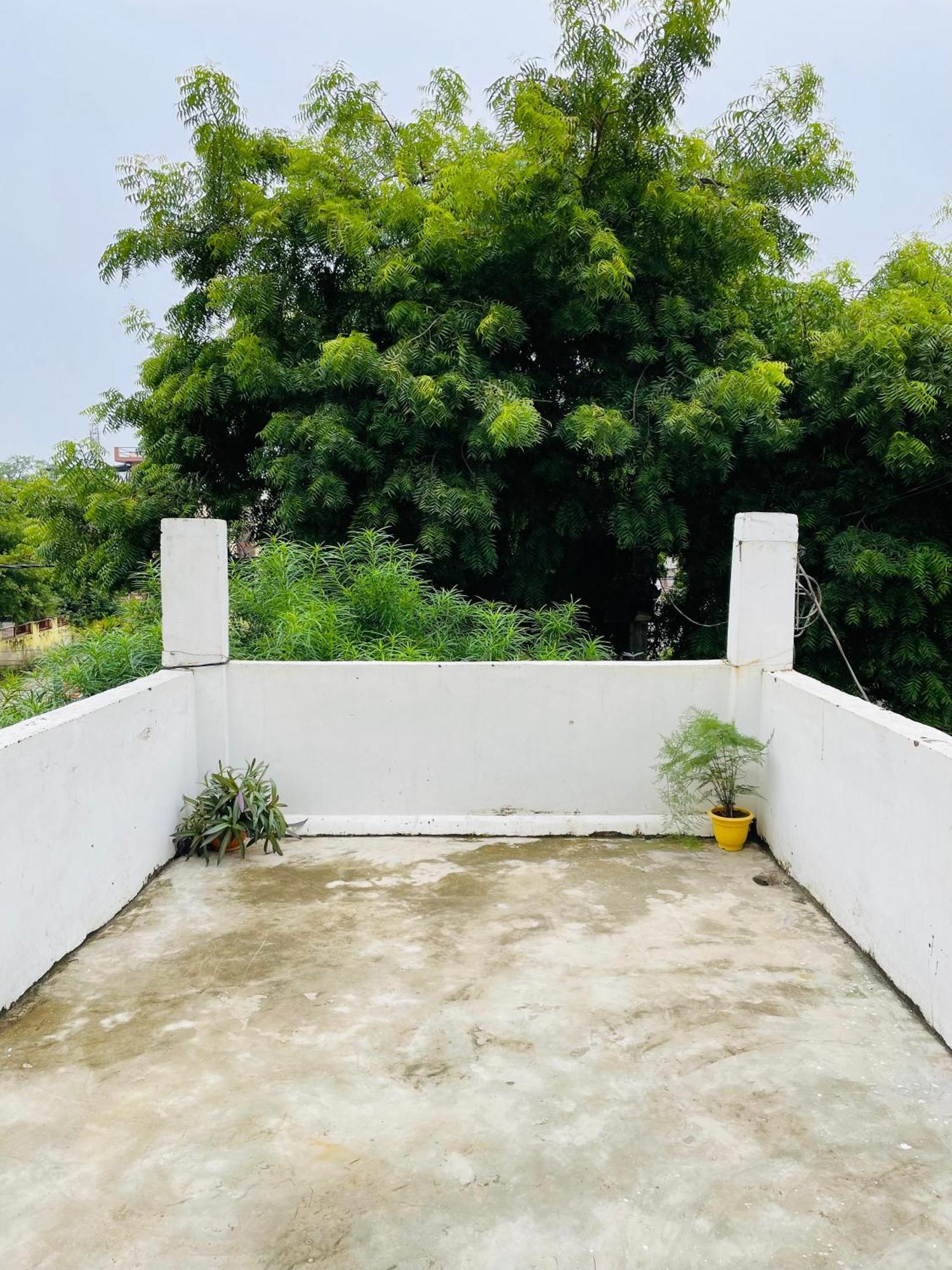 Shree Balaji Homestay Ayodhya ภายนอก รูปภาพ